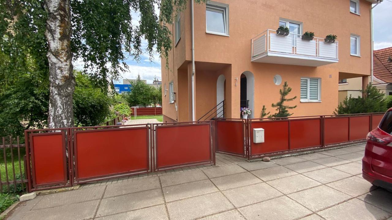 Japandi Apartamentai Каунас Екстериор снимка