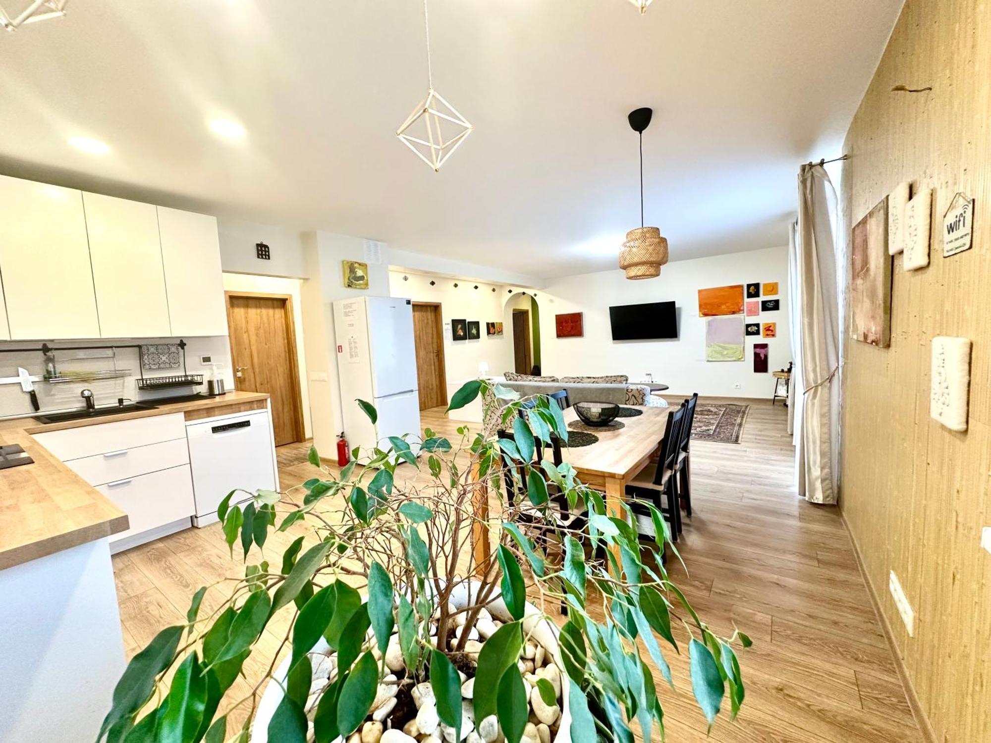 Japandi Apartamentai Каунас Екстериор снимка