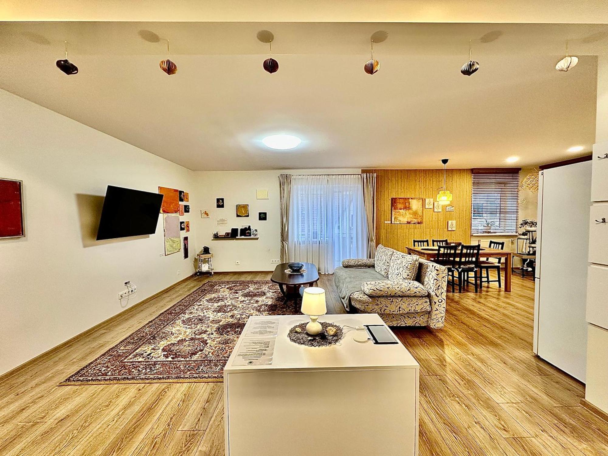 Japandi Apartamentai Каунас Екстериор снимка